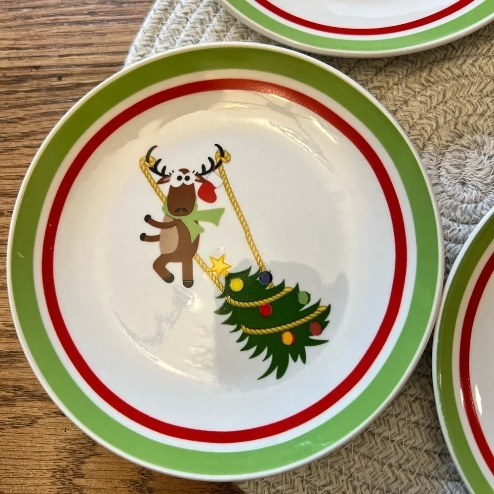 Bealls Reindeer Plates - Set of 4-Dishwasher/ Microwave Safe-Peebles-Goody's